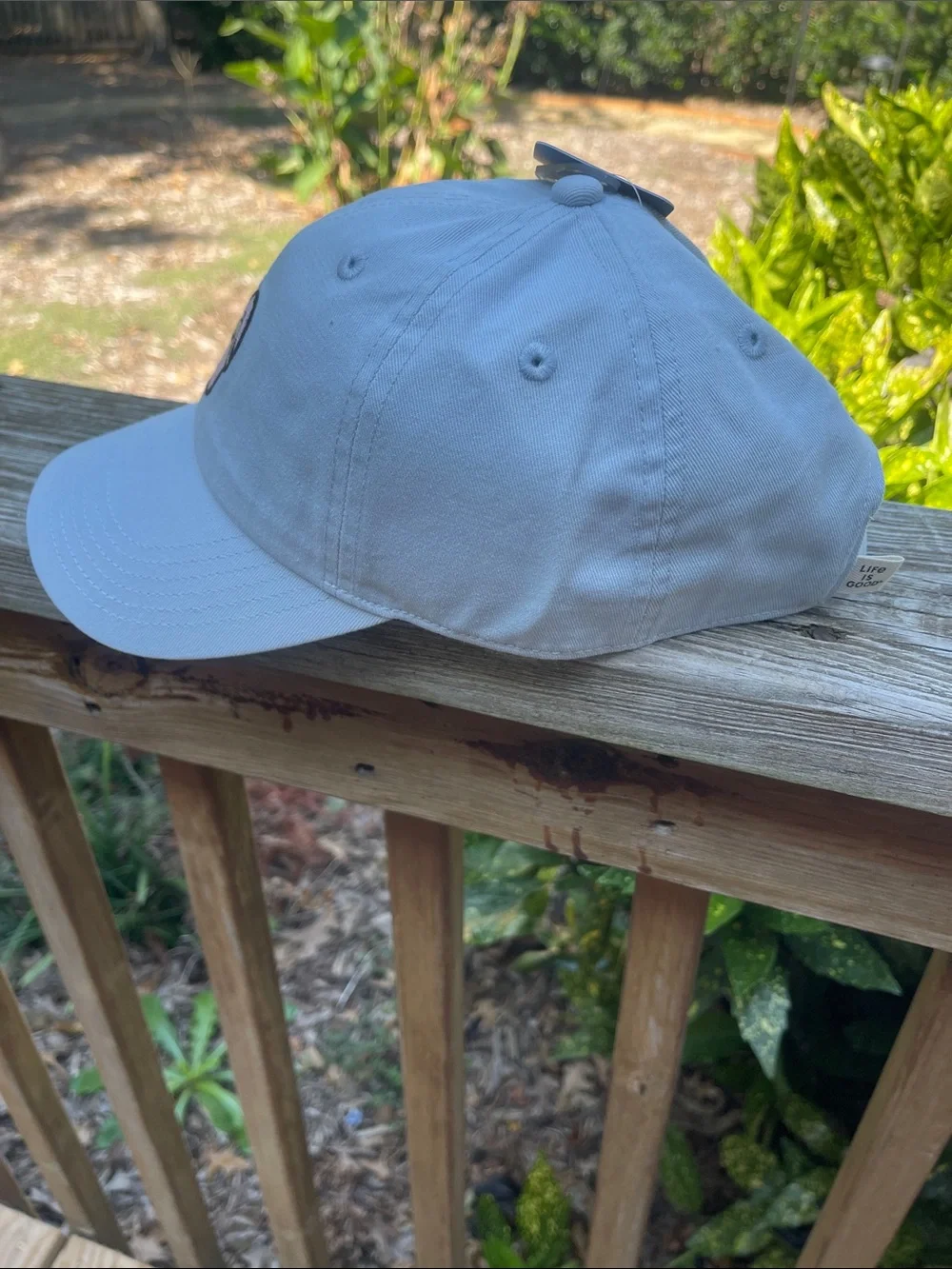 NWT Life is Good Flip Flops Chill Cap